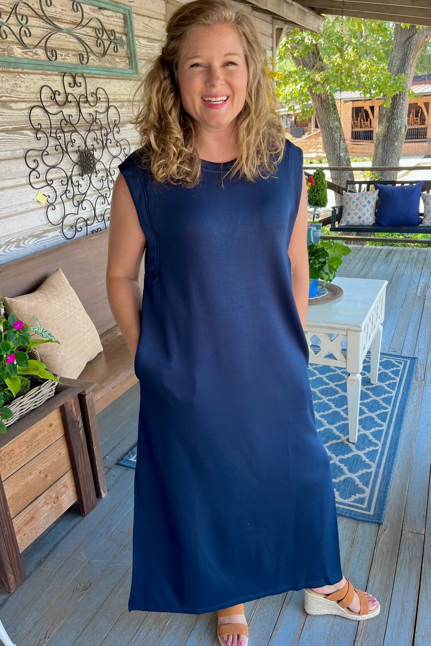 Gina Sleeveless Midi Dress | Navy