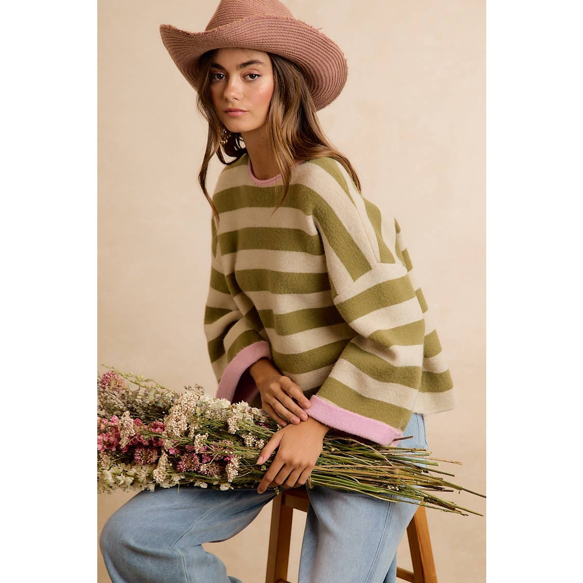 BiBi - STRIPE CONTRAST BINDING AND REVERSIBLE SWEATER: MOCHA/BLUE GREY / M