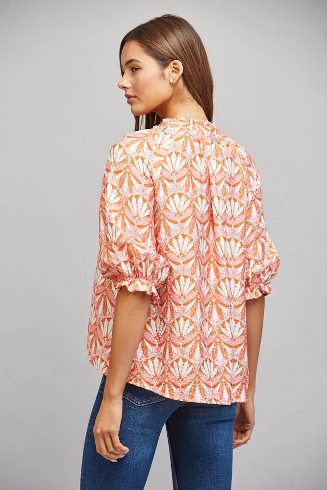 FATE - GEO PRINT RUFFLED STAND COLLAR SHORT SLV BLOUSE FT22326: CREAM MULTI / M