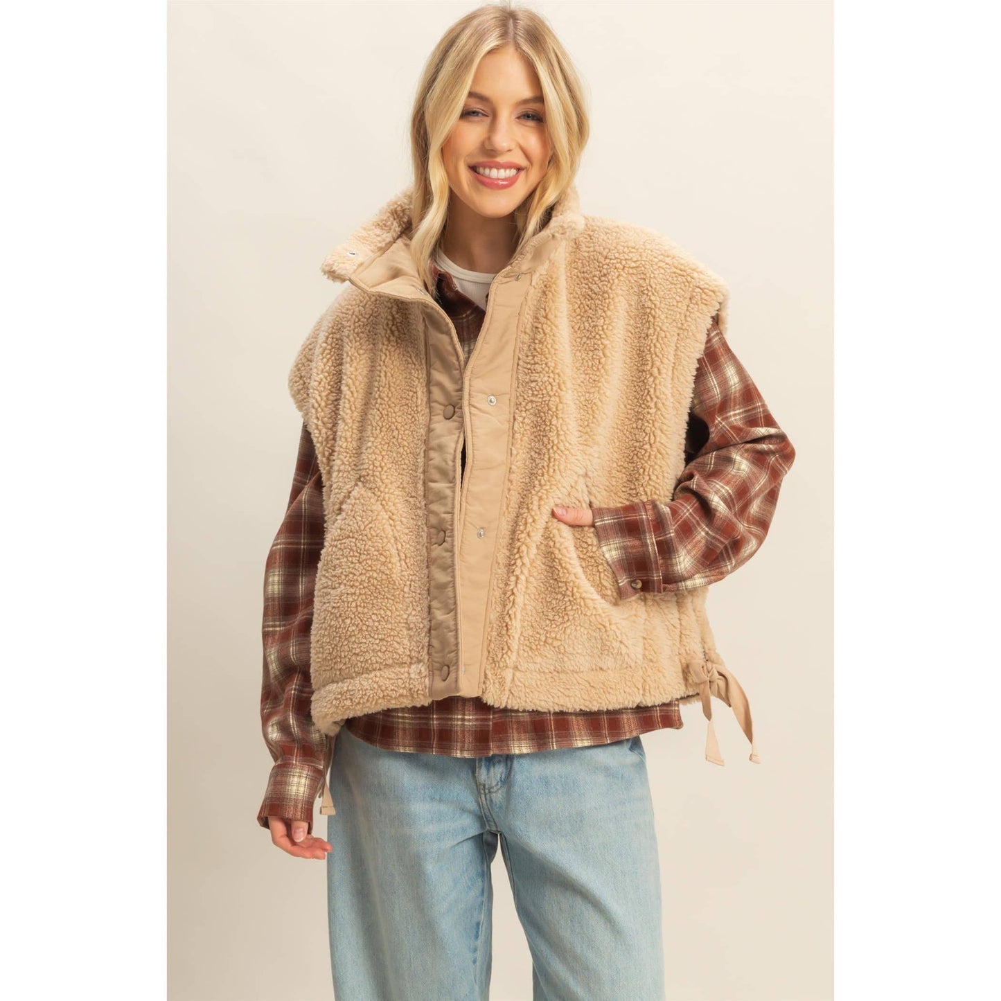 Sherpa Vest Jacket | BEIGE