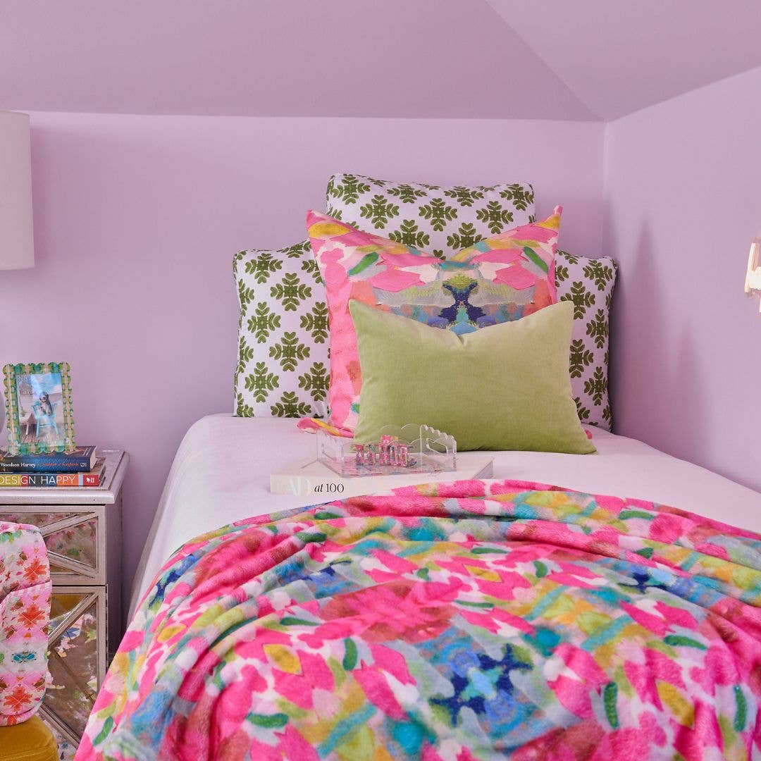 Laura Park Designs - Pink Paradise Fleece Blanket: One Size