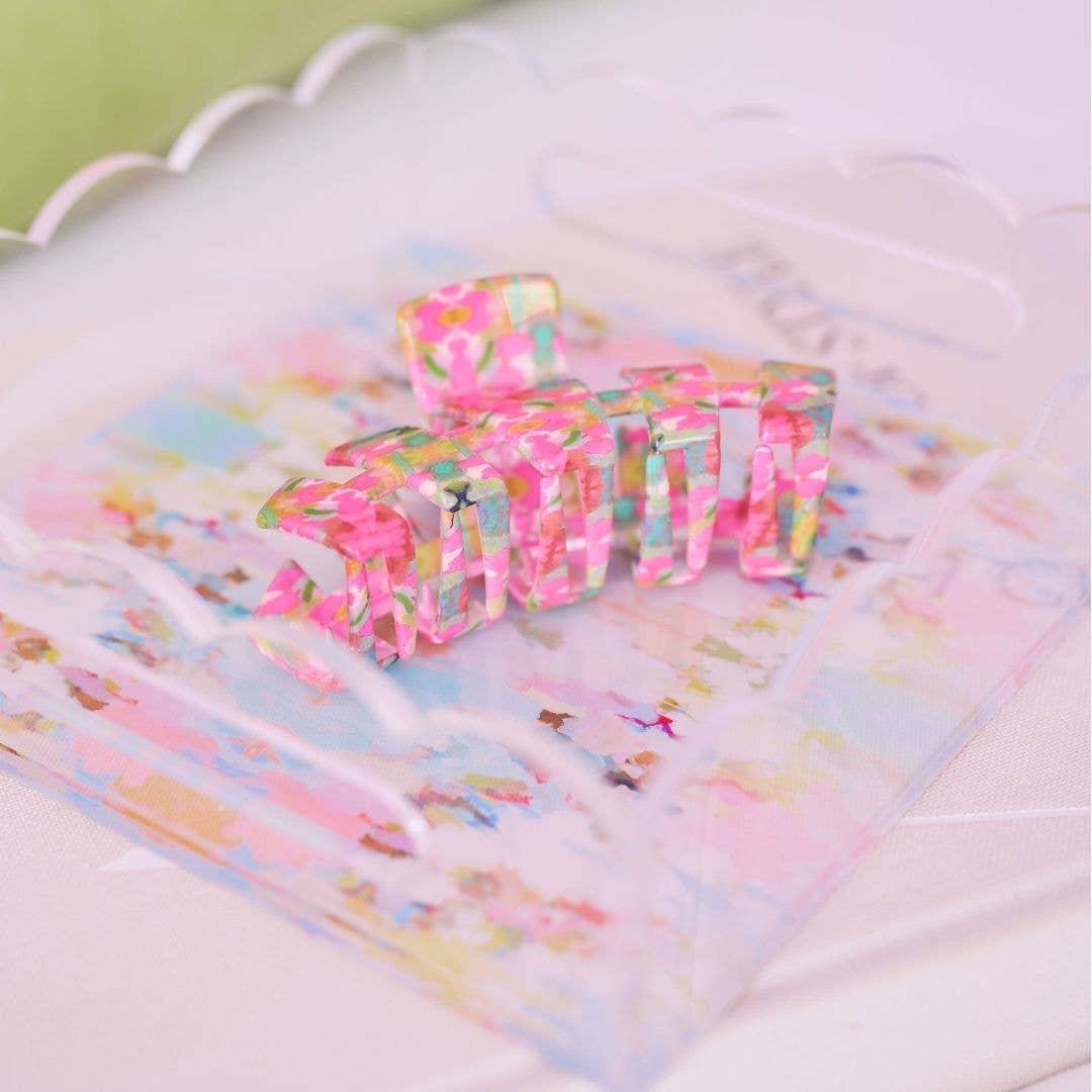 Laura Park Designs - Brooks Avenue Scalloped Tray Small