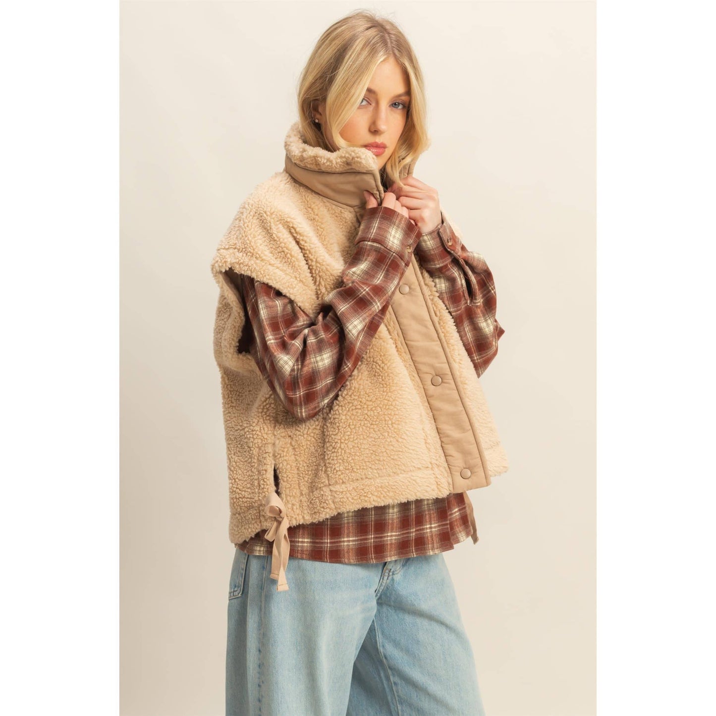 Sherpa Vest Jacket | BEIGE