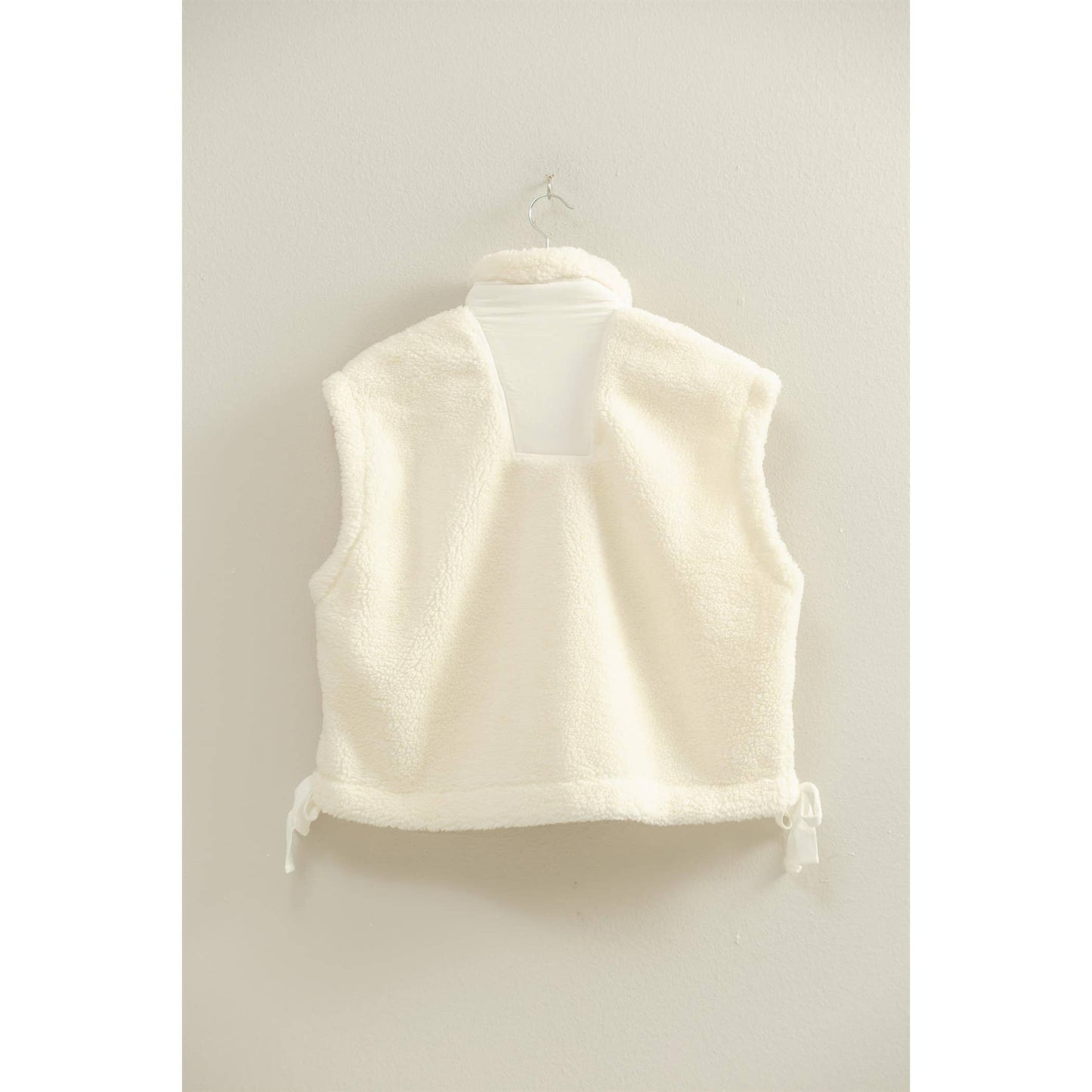 Sherpa Vest Jacket: WHITE