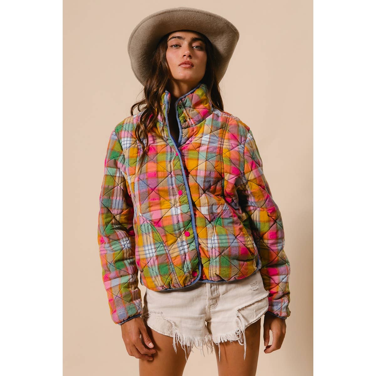 BiBi - BLEACHED VINTAGE PLAID QUILTED JACKET WITH POCKETS: STAINED GLASS / M