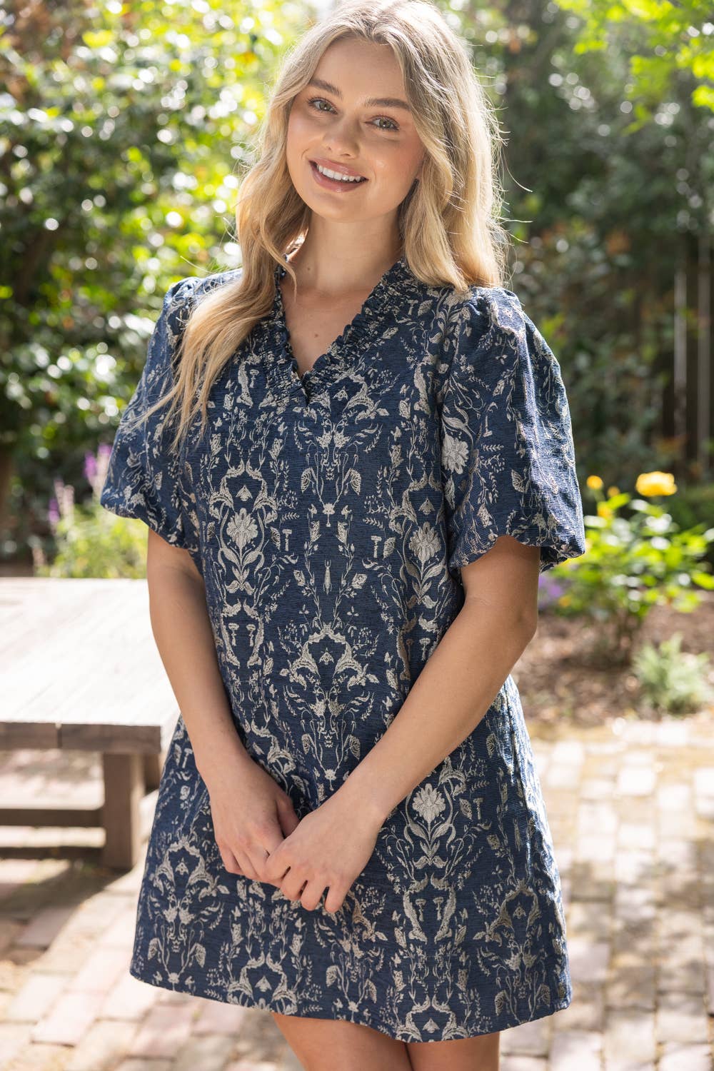 VOY - 36775 Smocked V-Neck Jacquard Shift Dress: Navy / M