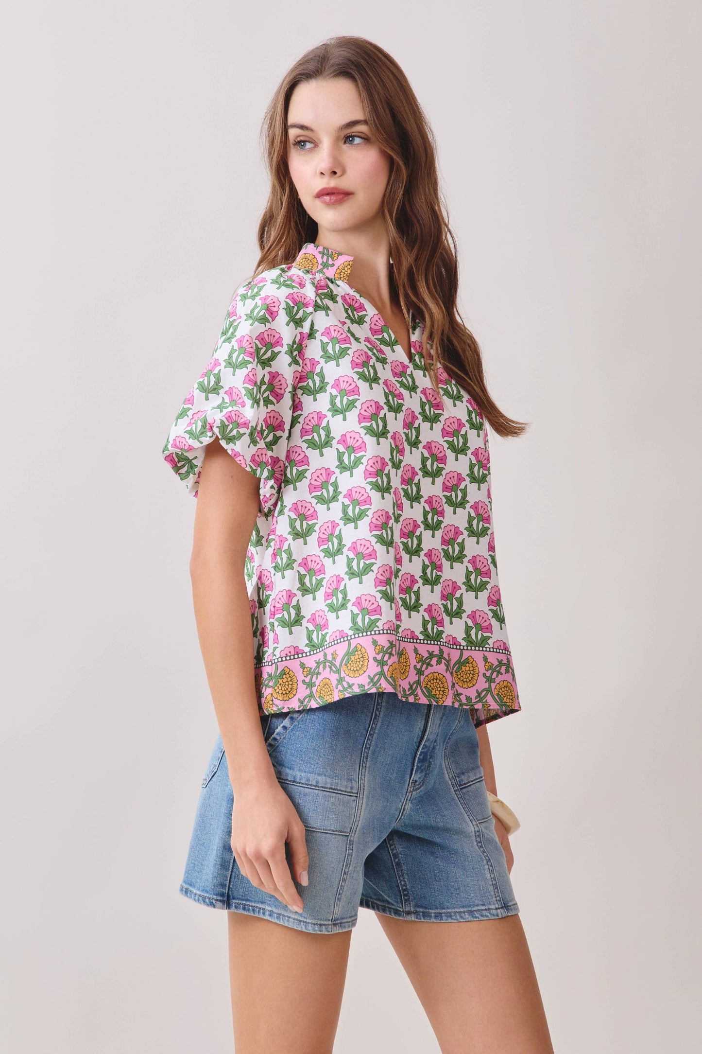 TCEC - CT9806-Floral Print Bubble Sleeves Split Neckline top: Pink / S
