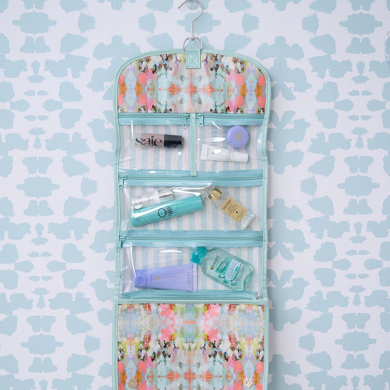 Laura Park Designs - Brooks Avenue Hanging Travel Case