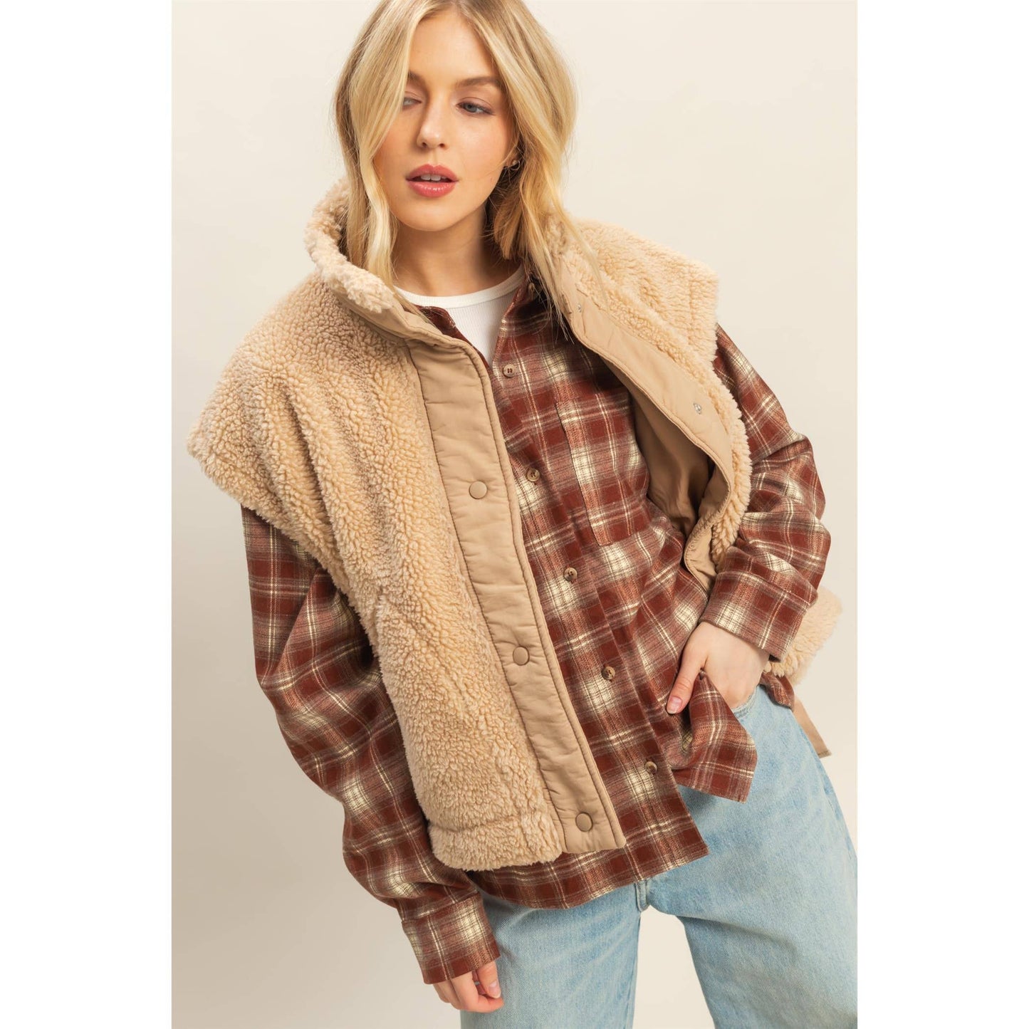 Sherpa Vest Jacket | BEIGE